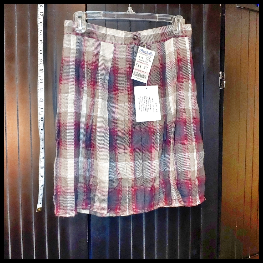 62 East Plaid Pleated Skirt